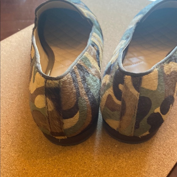 Stunning J.McLaughlin Loafers - Picture 8 of 10